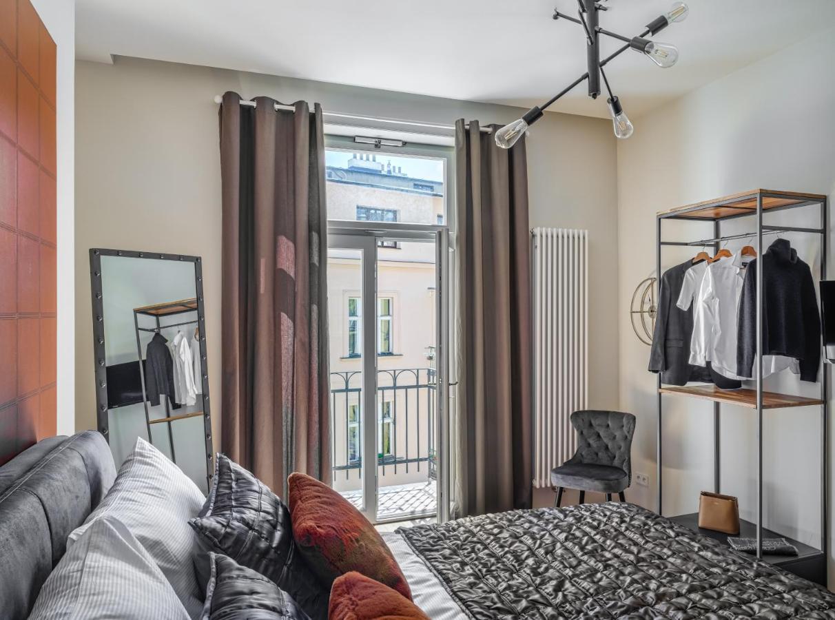 Mn6 Luxury Suites By Adrez Praag Buitenkant foto