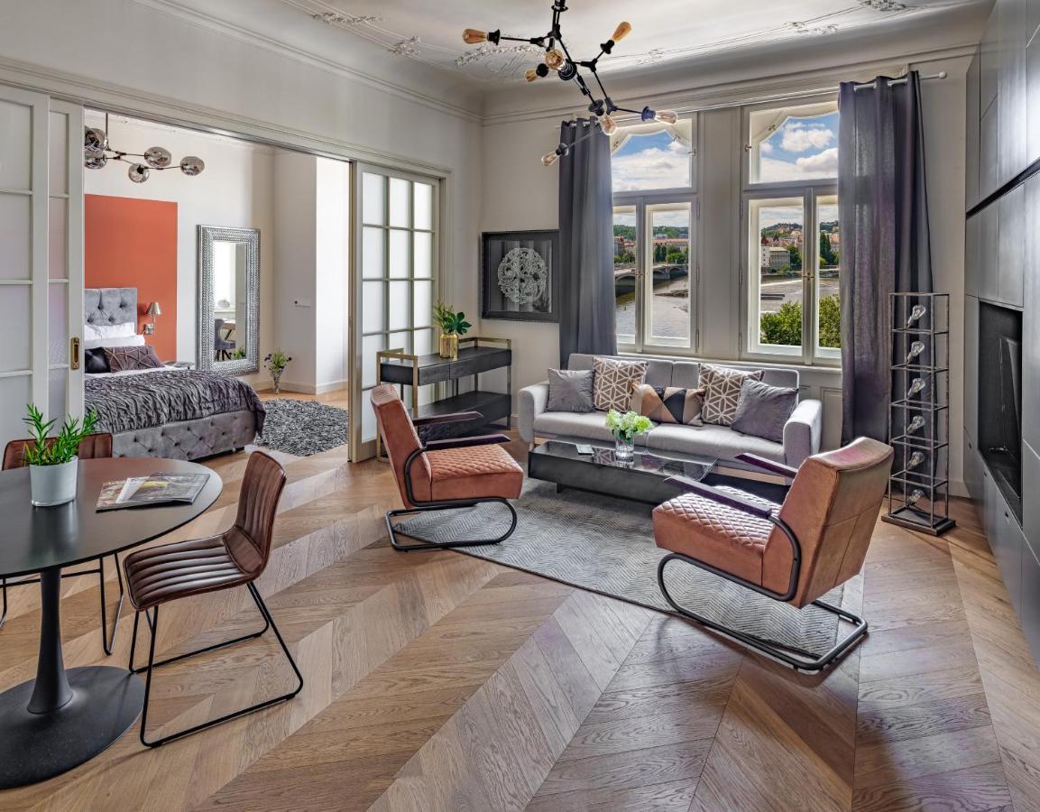 Mn6 Luxury Suites By Adrez Praag Buitenkant foto