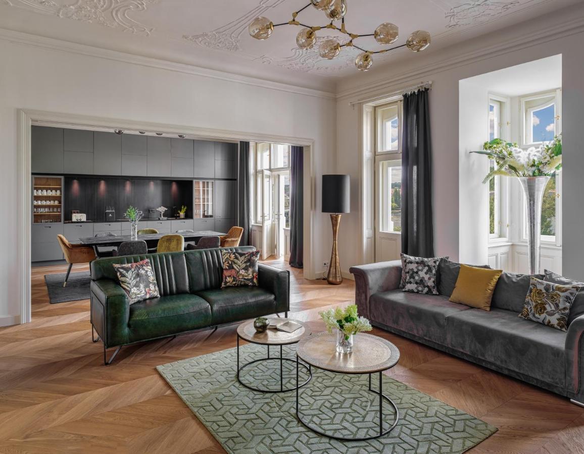 Mn6 Luxury Suites By Adrez Praag Buitenkant foto