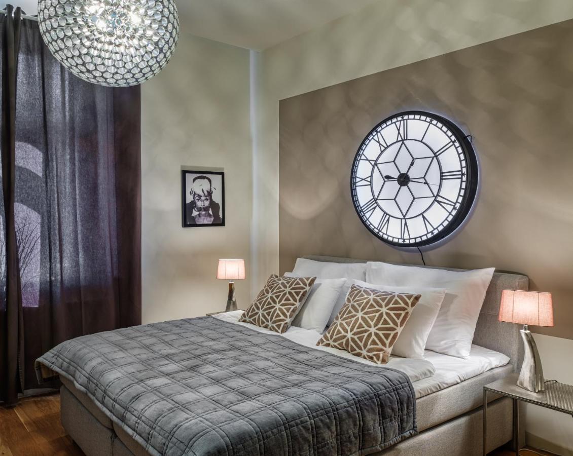 Mn6 Luxury Suites By Adrez Praag Buitenkant foto