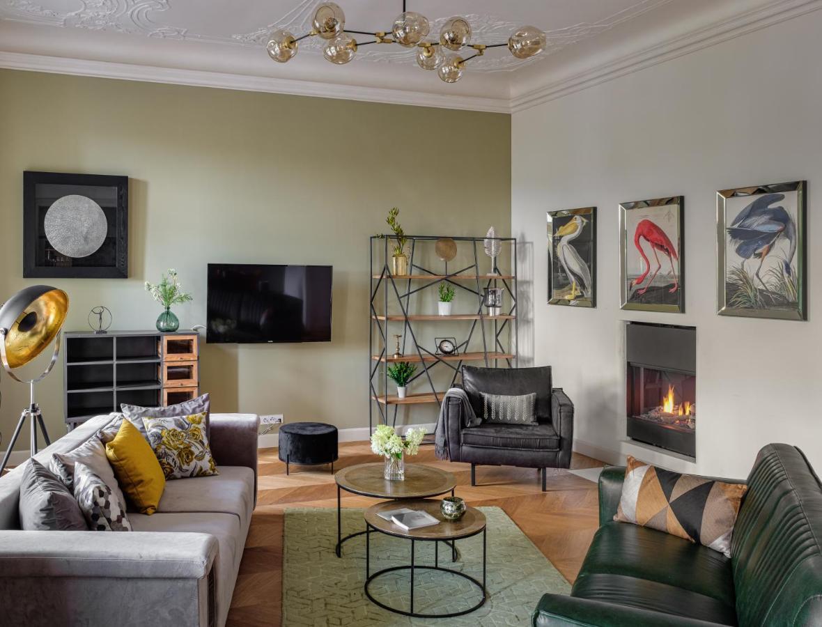Mn6 Luxury Suites By Adrez Praag Buitenkant foto