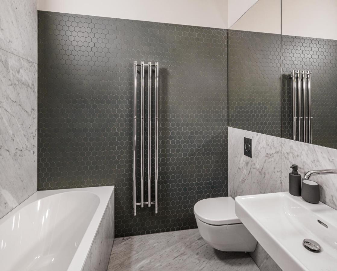 Mn6 Luxury Suites By Adrez Praag Buitenkant foto