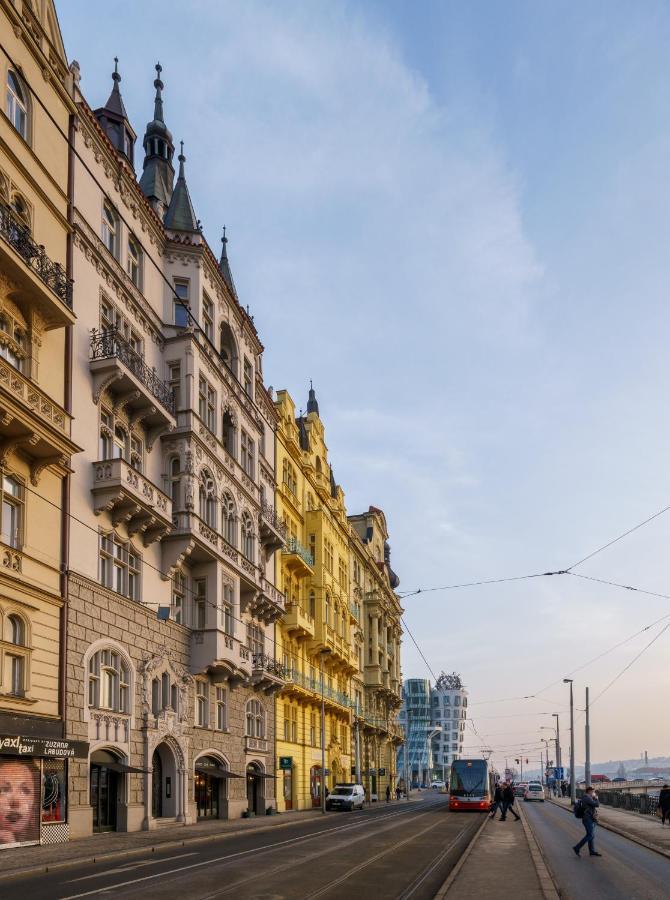 Mn6 Luxury Suites By Adrez Praag Buitenkant foto